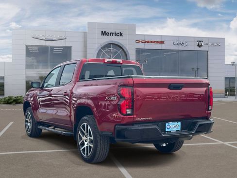 Used 2023 Chevrolet Colorado Z71 w/ Z71 Convenience Package 2 AWD/4WD image 8