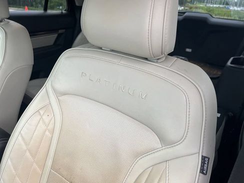 Used 2017 Ford Explorer Platinum AWD/4WD image 6