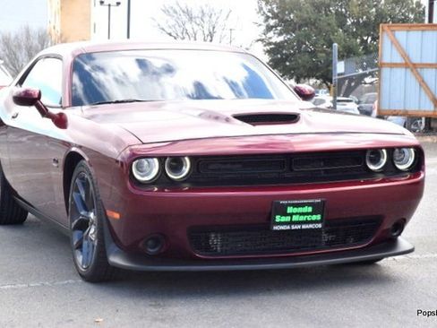 Used 2023 Dodge Challenger R/T w/ Blacktop Package image 2