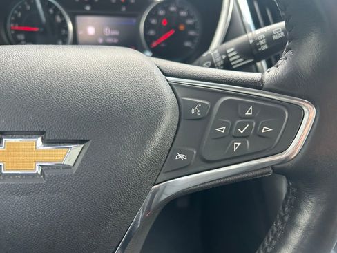Used 2020 Chevrolet Equinox Premier image 16