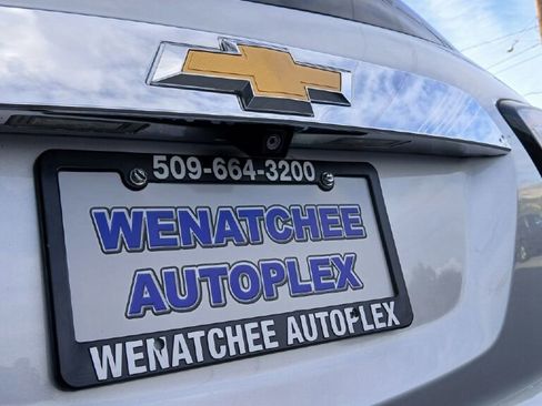 Used 2017 Chevrolet Traverse LS image 18