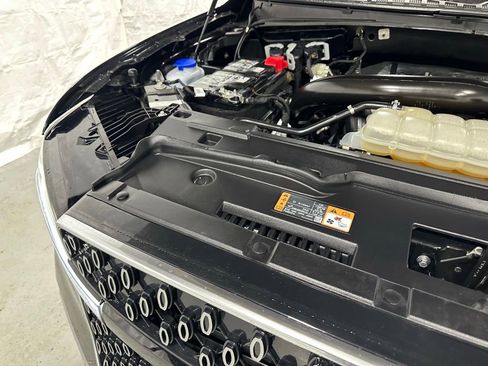 Used 2025 Lincoln Navigator Reserve image 72