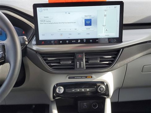 Used 2023 Ford Escape Active w/ Tech Pack #2 image 31