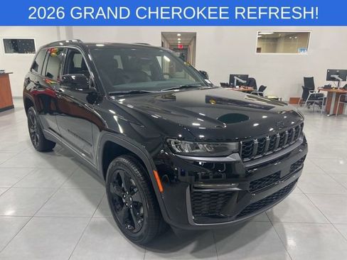 New 2026 Jeep Grand Cherokee Limited w/ Limited Altitude Package AWD/4WD image 1