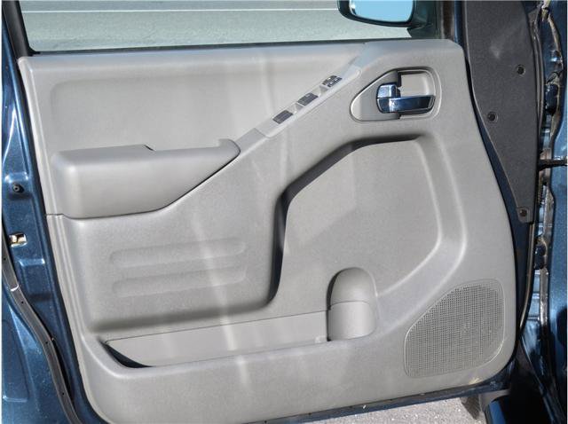 Used 2021 Nissan Frontier SV AWD/4WD image 12