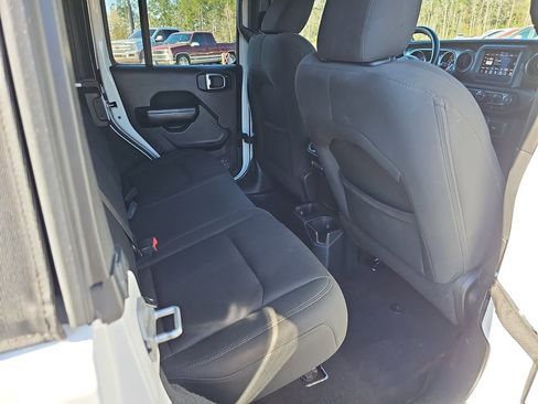 Used 2018 Jeep Wrangler Unlimited Sport S image 14