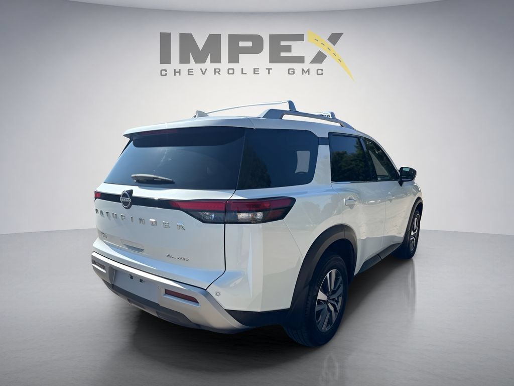 Used 2023 Nissan Pathfinder SL AWD/4WD image 6
