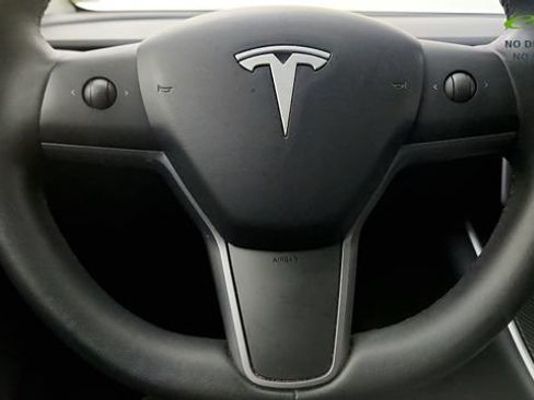 Used 2020 Tesla Model Y Long Range AWD/4WD image 58