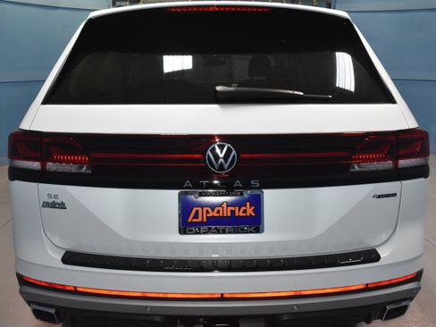 New 2026 Volkswagen Atlas Peak Edition AWD/4WD image 23