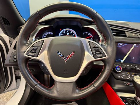 Used 2014 Chevrolet Corvette Stingray Convertible w/ 2LT Preferred Equipment Group RWD image 15