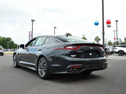 Used 2019 Kia Stinger Premium AWD/4WD image 8