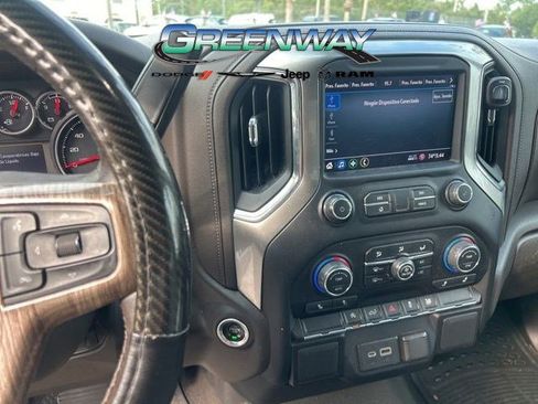 Used 2022 Chevrolet Silverado 1500 LT image 17