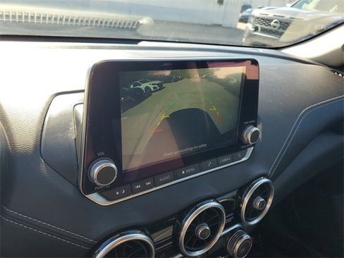 Used 2022 Nissan Sentra SV w/ Trunk Package image 19