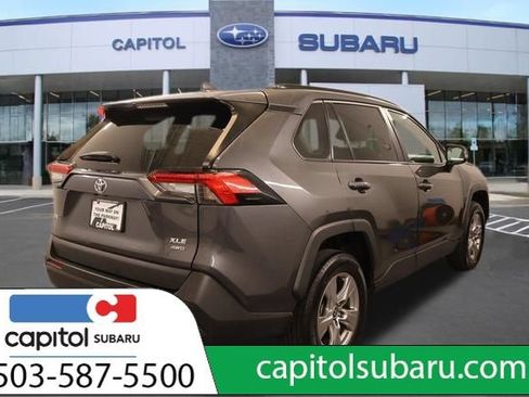 Used 2025 Toyota RAV4 XLE AWD/4WD image 4