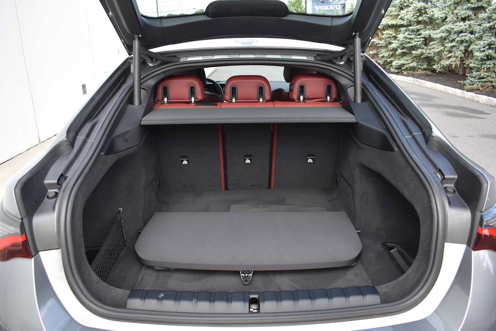 Used 2024 BMW i4 eDrive35 w/ Premium Package RWD image 8