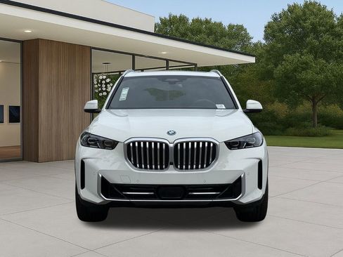 New 2026 BMW X5 xDrive50e image 2