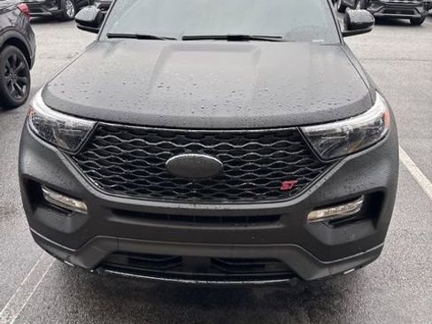 Certified 2023 Ford Explorer ST w/ Equipment Group 401A image 9