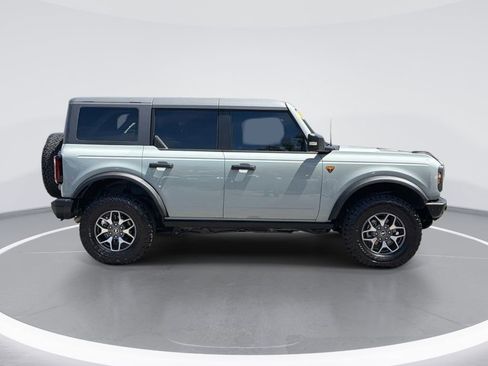 Used 2024 Ford Bronco Badlands AWD/4WD image 3