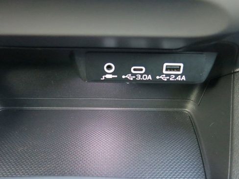 Used 2024 Subaru Crosstrek 2.0i Premium image 29