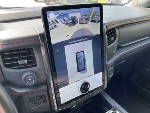 Used 2023 Ford Expedition Max Limited image 20