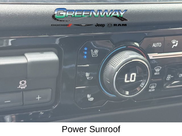 Used 2024 Chevrolet Silverado 2500 High Country w/ High Country Premium Package AWD/4WD image 26