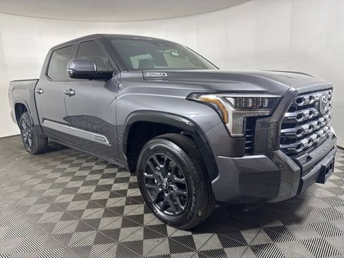 Used 2025 Toyota Tundra Platinum image 1