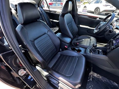 Used 2017 Volkswagen Jetta GLI FWD image 13