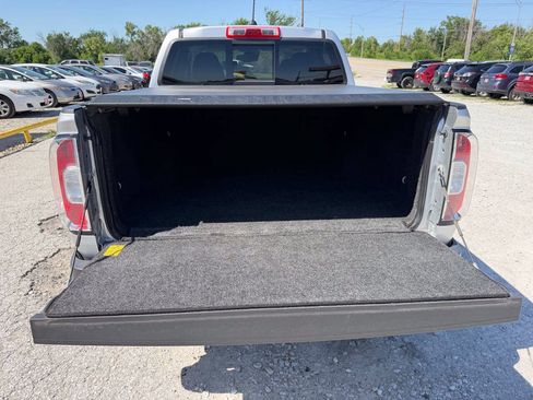 Used 2017 GMC Canyon SLT w/ Driver Alert Package AWD/4WD image 25