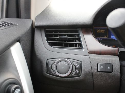 Used 2013 Ford Edge Limited AWD/4WD image 8