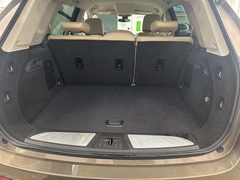 Used 2019 Buick Envision Premium AWD/4WD image 9