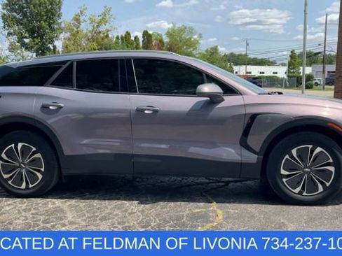 Certified 2024 Chevrolet Blazer EV LT AWD/4WD image 9