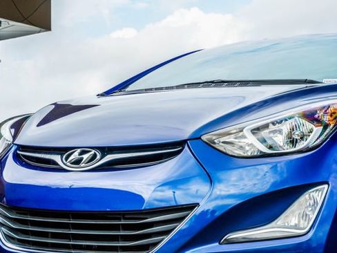 Used 2016 Hyundai Elantra Value Edition FWD image 2