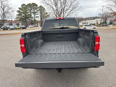 Used 2018 Chevrolet Silverado 1500 LT w/ All Star Edition image 13