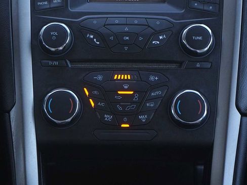 Used 2018 Ford Fusion S image 20