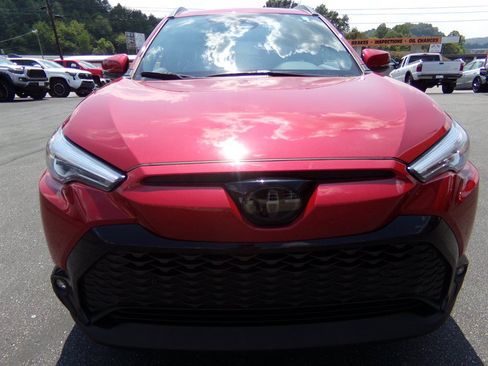 Used 2023 Toyota Corolla Cross AWD Hybrid w/ Convenience Package image 3