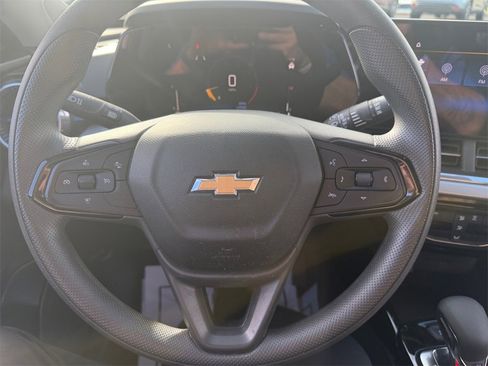 Certified 2024 Chevrolet Trax LT image 15