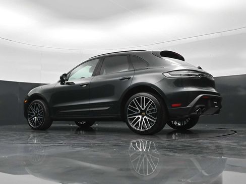 New 2026 Porsche Macan AWD/4WD image 39