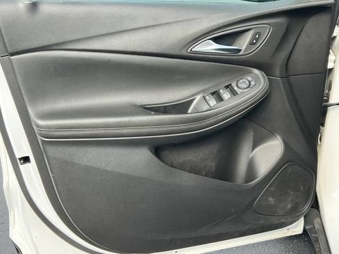 Certified 2024 Buick Encore GX Preferred FWD image 13