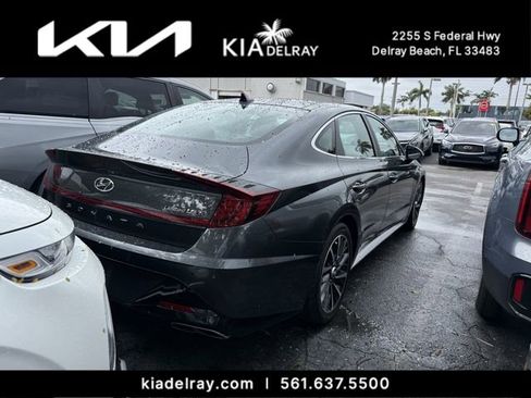 Used 2023 Hyundai Sonata Limited w/ Cargo Package FWD image 7