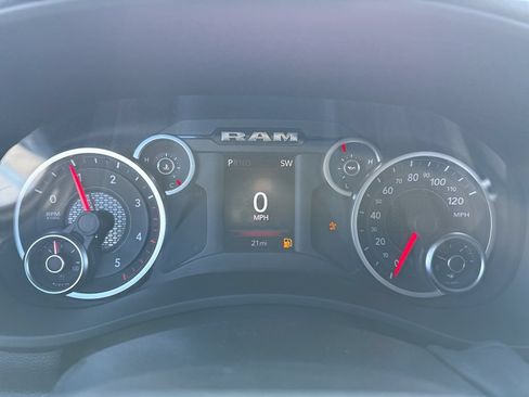 New 2026 RAM 3500 Big Horn AWD/4WD image 10