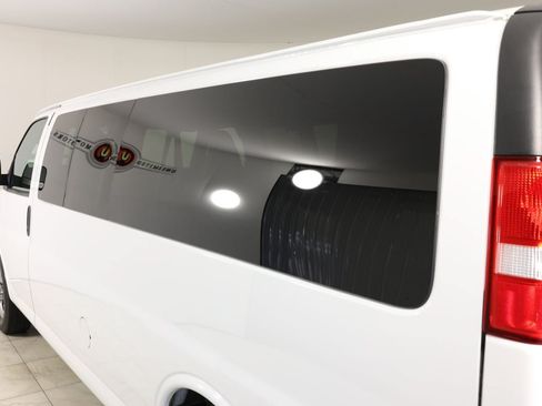 Used 2024 Chevrolet Express 3500 LT w/ LT Preferred Equipment Group RWD image 40