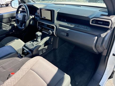 Used 2025 Toyota Tacoma SR RWD image 28