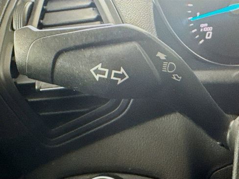 Used 2016 Ford Escape SE w/ Equipment Group 201A image 12