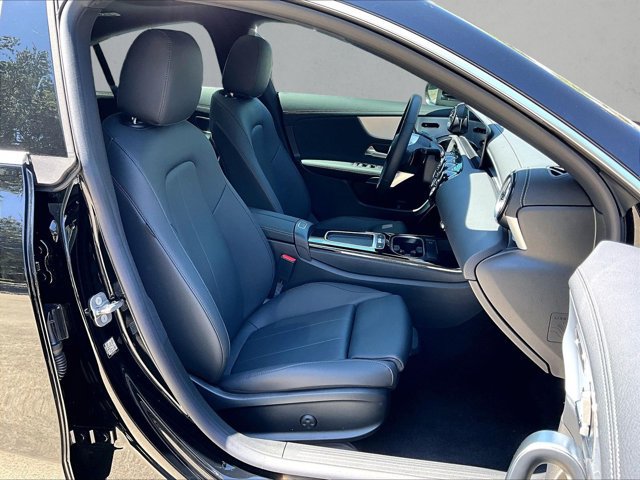 Used 2026 Mercedes-Benz CLA 250 image 9
