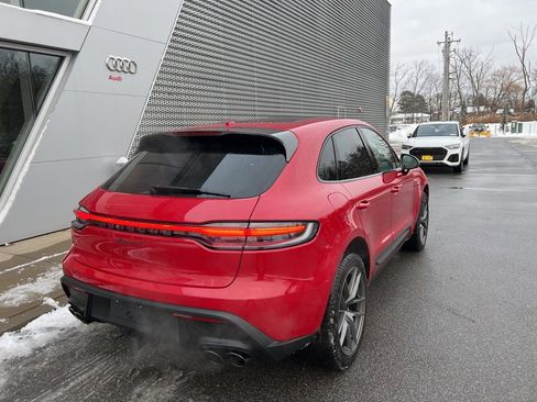 Used 2025 Porsche Macan Turbo image 29