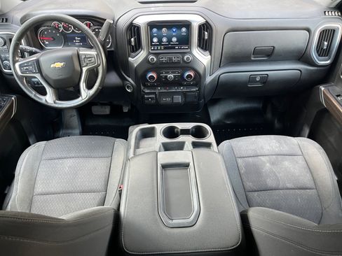 Used 2022 Chevrolet Silverado 2500 LT w/ Convenience Package image 16