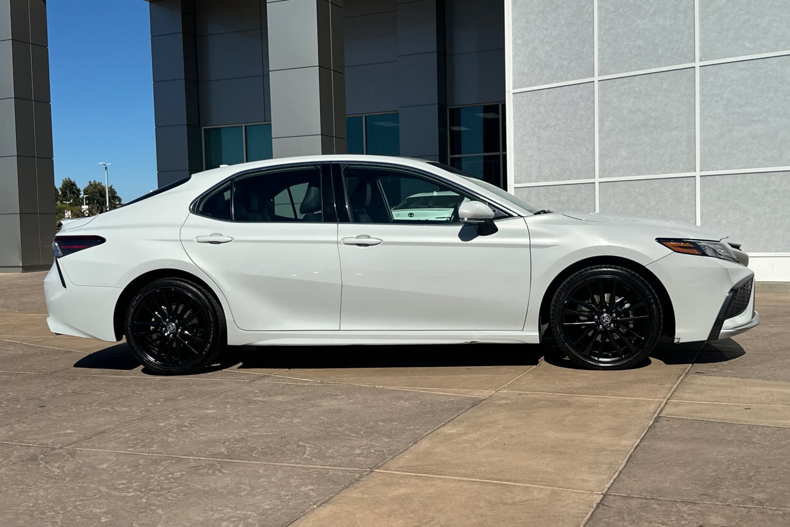 Certified 2023 Toyota Camry XSE FWD image 3