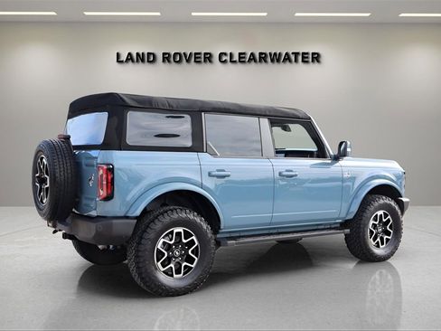 Used 2023 Ford Bronco Outer Banks image 5