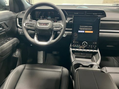 New 2026 GMC Terrain Elevation w/ Elevation Premium Package image 12