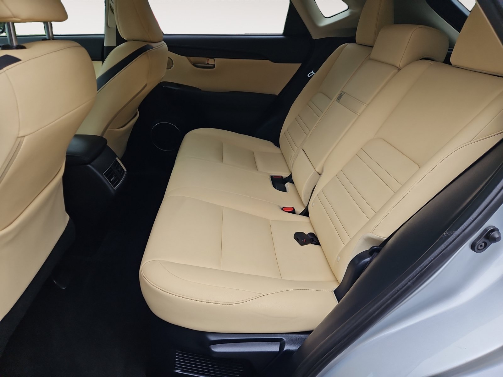 Used 2016 Lexus NX 200t FWD image 14